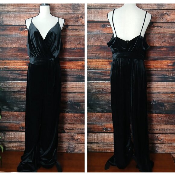 NWT DB Studio Jumpsuit Plus Size 20 Black Velvet Belted David's Bridal - Picture 3 of 10